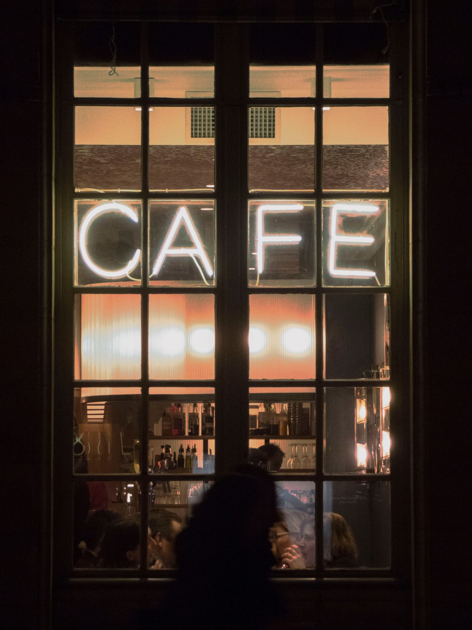 Top 10 des restaurants à Saint-Chély-d'Apcher (48200) Photo d'illustration - bar restaurant